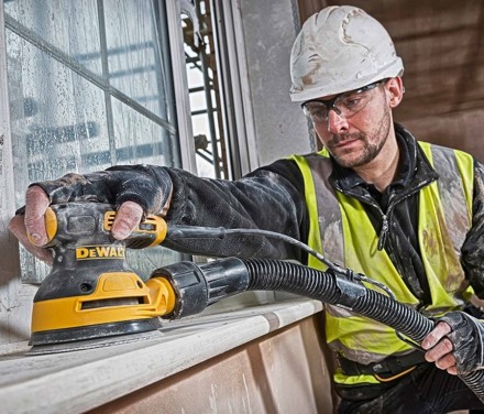 Шлифмашина ЭШМ DeWalt DWE6423 купить в Уфе