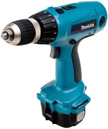 Аккумуляторная дрель-шуруповерт Makita 6317DWDE