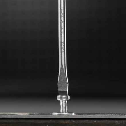 Отвертка, SL5x75 мм, S2, 3к рукоятка Denzel 121947 купить в Уфе