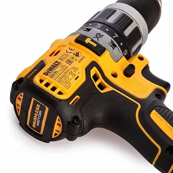 Аккумуляторная дрель DСD 791P2-QW DeWalt купить в Уфе