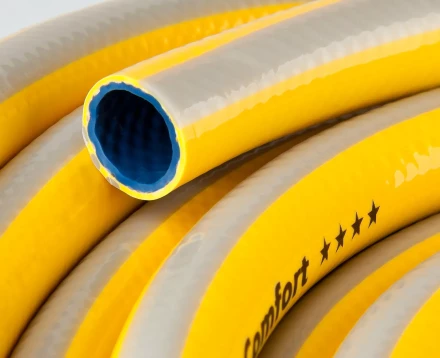 Шланг RACO COMFORT поливочный, 25атм., армированный, 3-х слойный, 3/4&quot;х50м 40303-3/4-50_z01 купить в Уфе