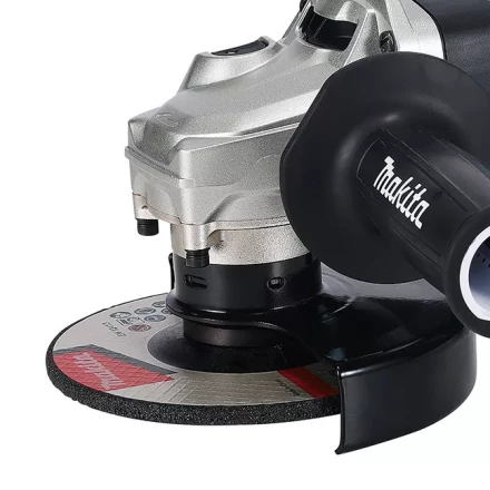 Углошлифовальная машина (болгарка) Makita GA5095X01 1900Вт, 125мм купить в Уфе