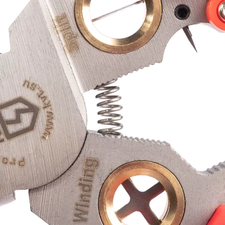 Мультитул-длинногубцы КВТ MT-03 (6 в 1) с функцией снятия изоляции и резки (102401) купить в Уфе