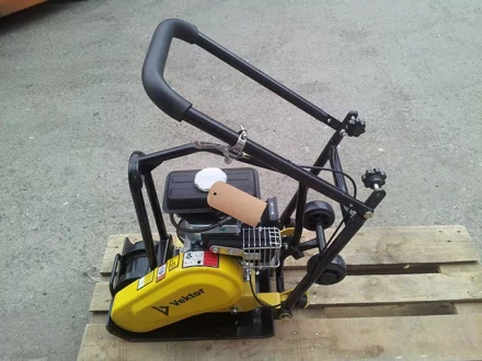 Виброплита VEKTOR VPG-50A купить в Уфе