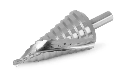 Ступенчатое сверло MESSER со спиральной канавкой. Диаметр 6-38 мм. Ступеней 12. купить в Уфе