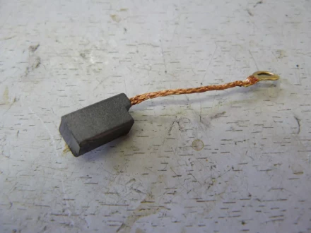 Щетка графитовая (пара) 8х6х16 Применение купить в Уфе