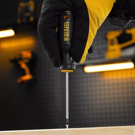 Отвертка, PZ0x75 мм, S2, 3к рукоятка Denzel 122037 купить в Уфе