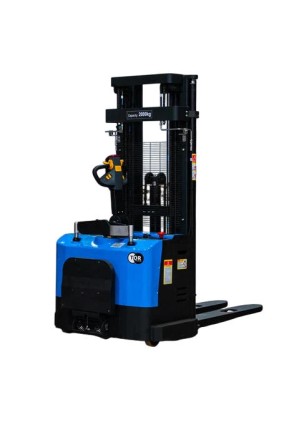 Штабелер самоходный 1,5 т 5,5 м TOR ES15T4/5500 24/210 В/Ач ЭУР, Curtis, H-мачта (с платформой) 1001581 купить в Уфе