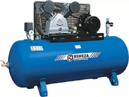 Компрессор масляный поршневой ременной СБ 4/Ф-270 LB 50 Remeza купить в Уфе