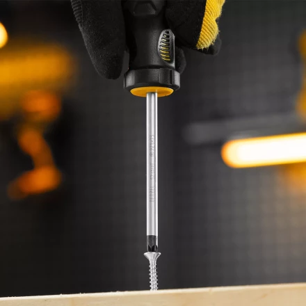 Отвертка, PZ1x75 мм, S2, 3к рукоятка Denzel 122057 купить в Уфе