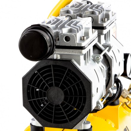 Компрессор безмаслянный Denzel DLS650/10 малошумный 58021 купить в Уфе