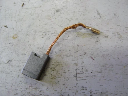 Щетка графитовая (пара) 7x14x21 Применение купить в Уфе