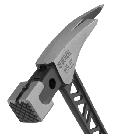 Молоток кровельщика 600 г, цельнокованый, боек с магнитом, двухкомп. обрезин. рук-ка Denzel 10623 купить в Уфе