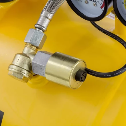 Компрессор безмаслянный Denzel DLS950/24 малошумный 58026 купить в Уфе