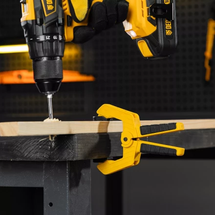 Струбцина клещеобразная Denzel, усиленная 65 х 50 мм, двухкомпонентные рукоятки, 20796 купить в Уфе