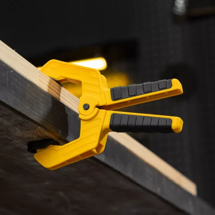 Струбцина клещеобразная Denzel, усиленная 65 х 50 мм, двухкомпонентные рукоятки, 20796 купить в Уфе