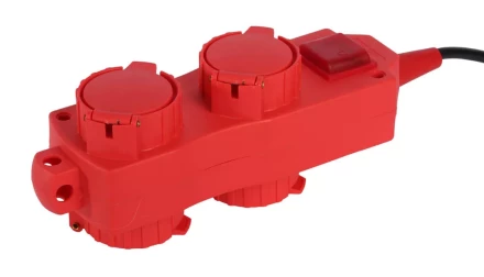 Удлинитель СВЕТОЗАР электрический с заземлением, выключатель, евро, 4 (2х2) гнезда, с крышками, 5м SV-55017-5 купить в Уфе