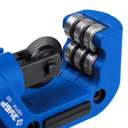 ЗУБР Нерж-32, 4 - 32 мм, на подшипниках, труборез для нержавеющей стали, Профессионал (23832) купить в Уфе