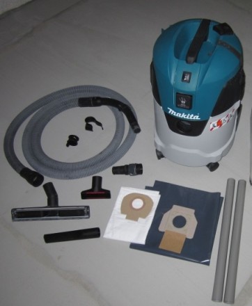 Пылесос промышленный Makita VC2512L купить в Уфе