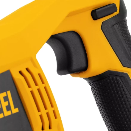 Пила сабельная аккумуляторная бесщет BRC-120-0,  18В Li-Ion Denzel 28461 купить в Уфе