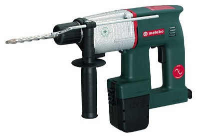 Перфоратор аккумуляторный Metabo ВhEА 14SR+L 14,4В купить в Уфе