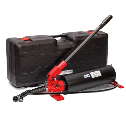 Помпа гидравлическая ручная КВТ ПМР-7035 объем маслобака 3.5 л (85140) купить в Уфе