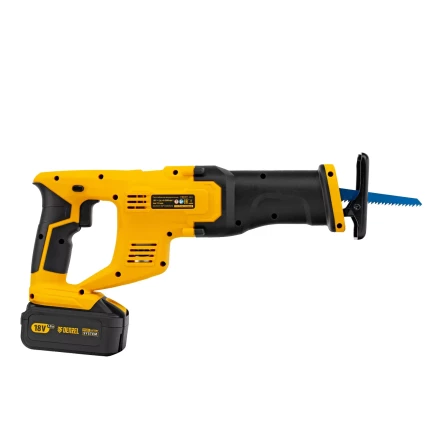 Пила сабельная аккумуляторная CRC-115, 18В Li-Ion Denzel 28465 купить в Уфе