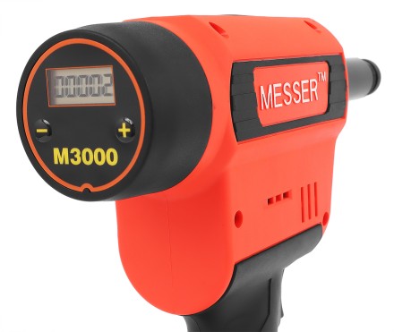 Аккумуляторный резьбовой заклепочник Messer M3000 с электронной системой настройки сжатия и счетчиком купить в Уфе