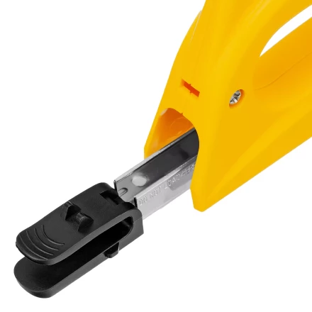 Степлер пластиковый, скобы в комплекте, тип 53, 6-10 мм Denzel 40221 купить в Уфе