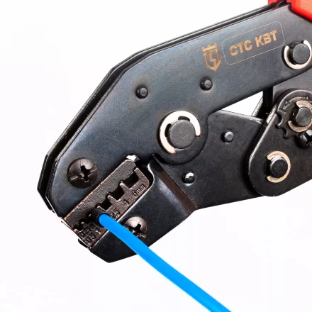 Пресс-клещи КВТ СТС-В с матрицами 0.25–6, 6–16 для опрессовки втулочных наконечников (набор) (85272) купить в Уфе