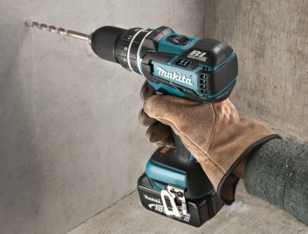 Дрель-шуруповерт аккумуляторная Makita DHP 480 RME купить в Уфе