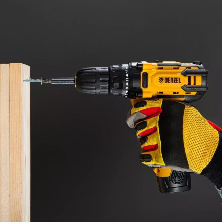 Дрель-шуруповерт аккумуляторная CDL-12CB, Li-Ion, 12 В, 1 акк.// Denzel 26102 купить в Уфе