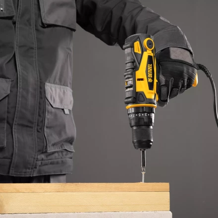 Дрель-шуруповерт сетевая ударная Denzel 26211, ISD-300-13 купить в Уфе