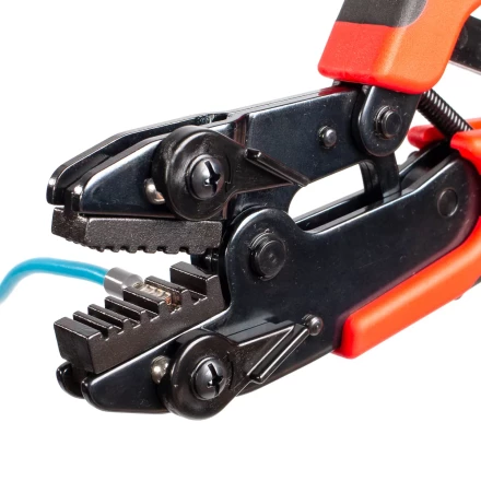 Пресс-клещи КВТ СТВ+5 с 5 матрицами МПК для опрессовки разъемов, втулочных, изолированных и неизолированных наконечников (набор) (89227) купить в Уфе