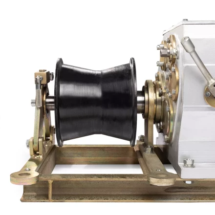 Лебедка тяговая автономная КВТ ЛТА-5 с бензиновым приводом, 5 т (88397) купить в Уфе