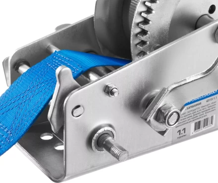 Лебедка ручная барабанная ЗУБР &quot;ПРОФЕССИОНАЛ&quot;, тяговая, ленточная, 1,1т, 10м 43115-1.1 купить в Уфе