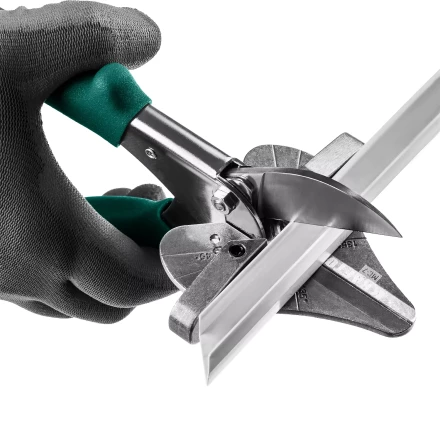 Угловые ножницы для пластмассовых и резиновых профилей KRAFTOOL 23372 купить в Уфе