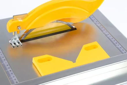 Плиткорез электрический Denzel TCD 180 C-1 96505 купить в Уфе