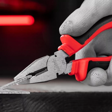 Плоскогубцы комбинированные Matrix, 180 мм, хром-ванадий, двухкомпонентные рукоятки, 17091 купить в Уфе