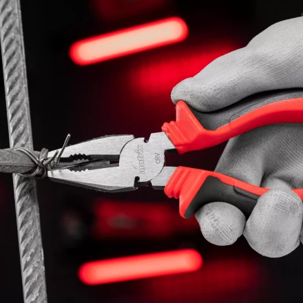 Плоскогубцы комбинированные Matrix, 180 мм, хром-ванадий, двухкомпонентные рукоятки, 17091 купить в Уфе