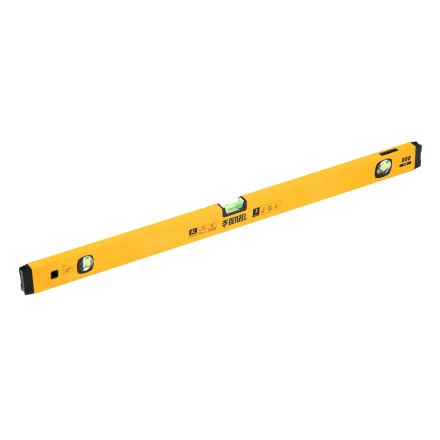 Уровень алюминиевый Denzel 33692, магнит, фрезерованный, 3 глазка (1 зеркал.), 0,5 мм/м, 800 мм купить в Уфе