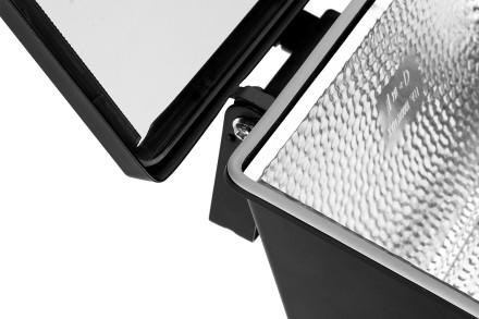 Прожектор STAYER &quot;MASTER&quot; MAXLight галогенный, с дугой крепления под установку, черный, 1000Вт 57105-B купить в Уфе