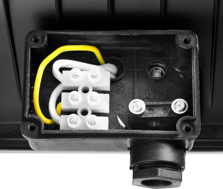 Прожектор STAYER &quot;MASTER&quot; MAXLight галогенный, с дугой крепления под установку, черный, 1000Вт 57105-B купить в Уфе
