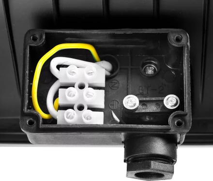 Прожектор STAYER "MASTER" MAXLight галогенный, с дугой крепления под установку, черный, 1000Вт 57105-B купить в Уфе