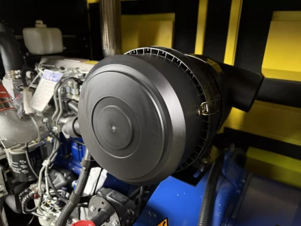 Дизельный генератор Vektor AD-120Y-T400 в шумозащитном кожухе с АВР купить в Уфе