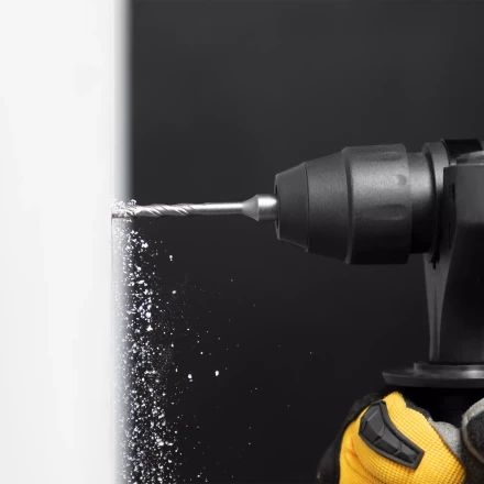 Бур по бетону Denzel, 5 x 110 мм, двойная спираль, три пылеотводящие кромки, 705003 купить в Уфе