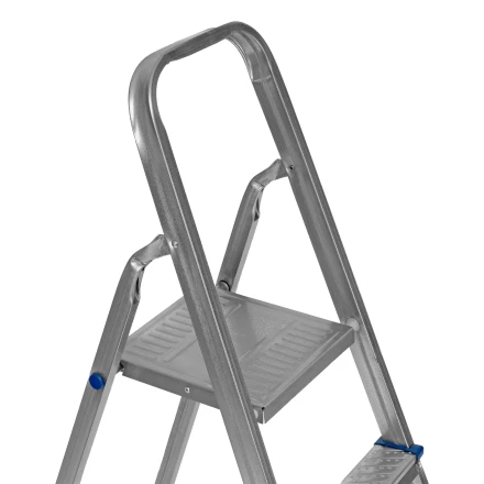 Стремянка Сибртех 97838, 6 ступеней, стальная, оцинкованная купить в Уфе