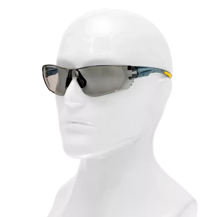 Очки защитные открытые Denzel 89200, поликарбонатные, дымчатая линза купить в Уфе