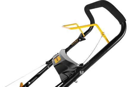 Бензиновая газонокосилка CHAMPION LM4215 купить в Уфе