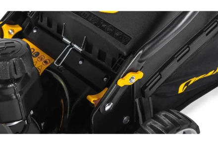 Бензиновая газонокосилка CHAMPION LM4215 купить в Уфе